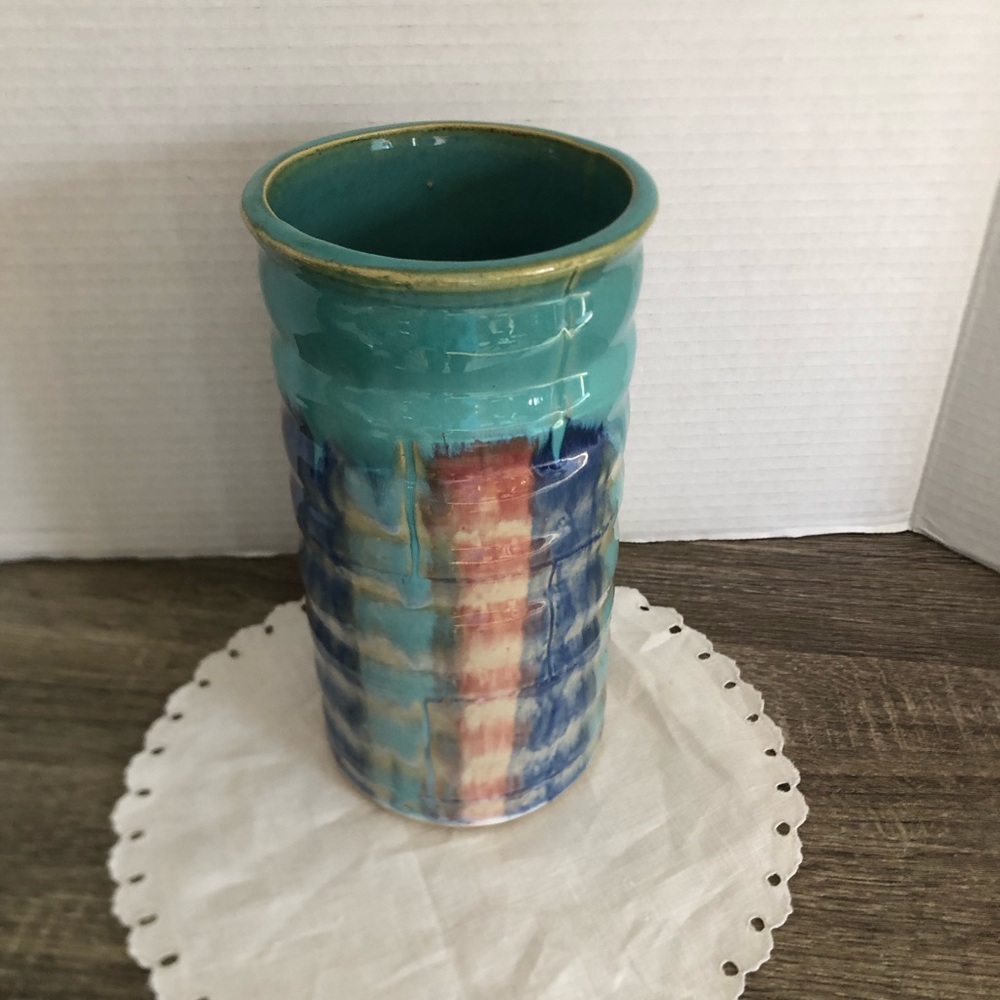 Vtg Hull Pottery Vase